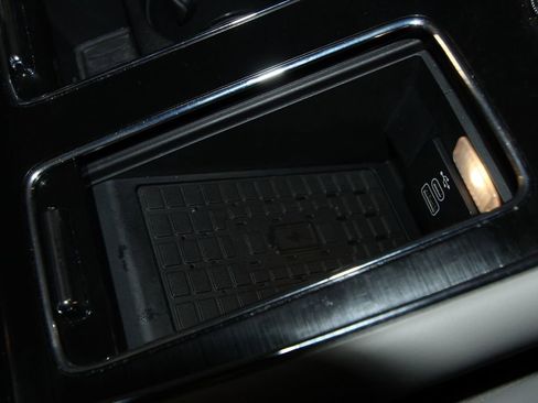 Used 2025 Lincoln Aviator AWD image 18