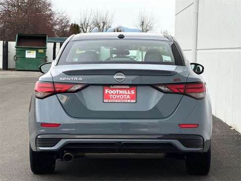 Used 2025 Nissan Sentra SR w/ SR Premium Package image 6