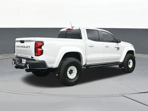 Used 2024 Chevrolet Colorado ZR2 w/ ZR2 Bison Edition image 16