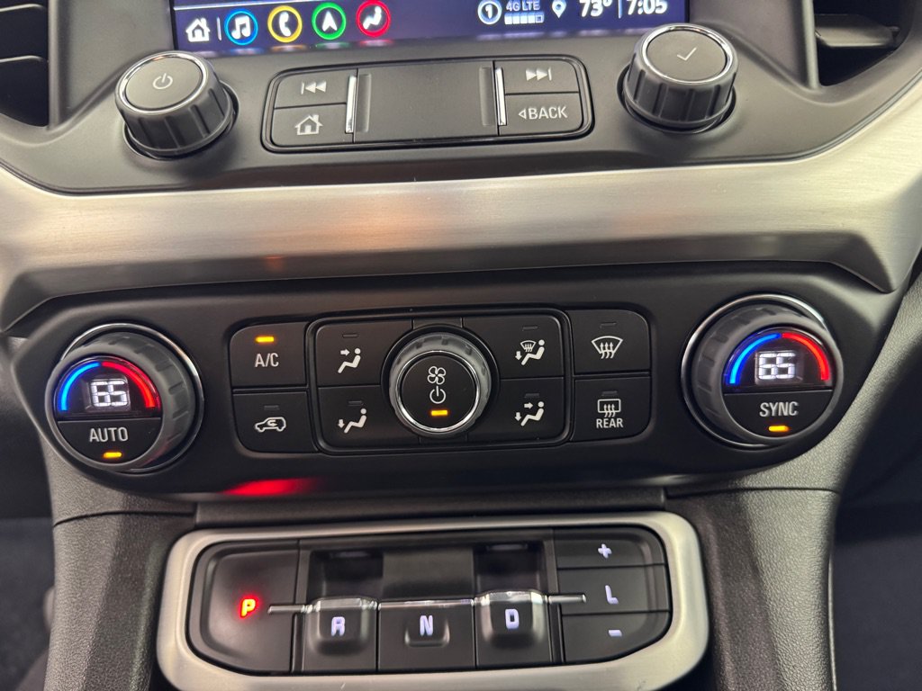 Used 2023 GMC Acadia SLT FWD image 16