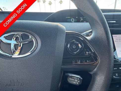 Used 2022 Toyota Prius LE FWD image 20