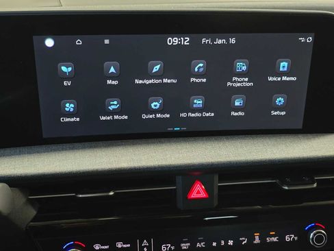 Used 2024 Kia EV6 Wind image 29