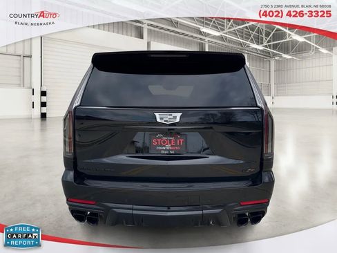 Used 2025 Cadillac Escalade V image 4