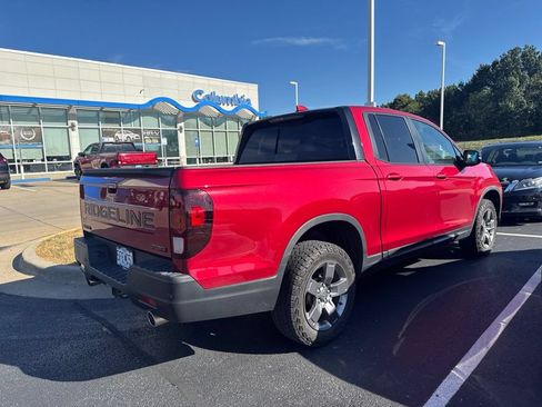 Used 2024 Honda Ridgeline TrailSport image 3