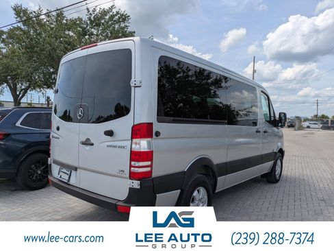 Used 2011 Mercedes-Benz Sprinter 2500 image 3