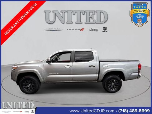 Used 2023 Toyota Tacoma SR5 AWD/4WD image 2