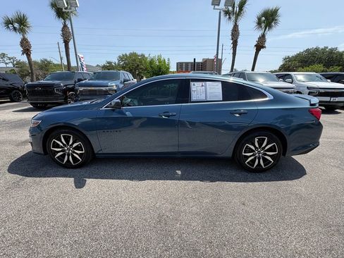 Used 2025 Chevrolet Malibu RS FWD image 3