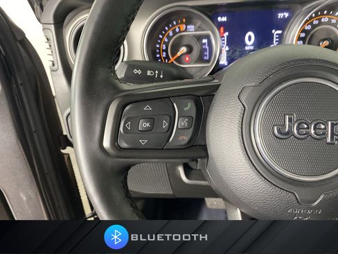 Used 2022 Jeep Wrangler Unlimited Sport AWD/4WD image 21