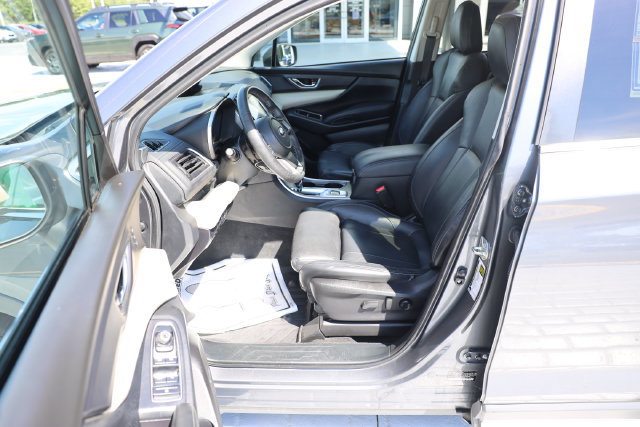Used 2020 Subaru Ascent Limited w/ Technology Package AWD/4WD image 18