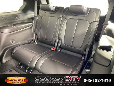 New 2026 Jeep Grand Cherokee L Limited AWD/4WD image 30