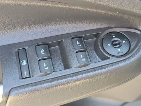 Used 2017 Ford Escape SE AWD/4WD image 23