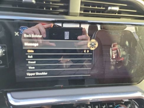 Used 2024 GMC Sierra 1500 Denali Ultimate image 32