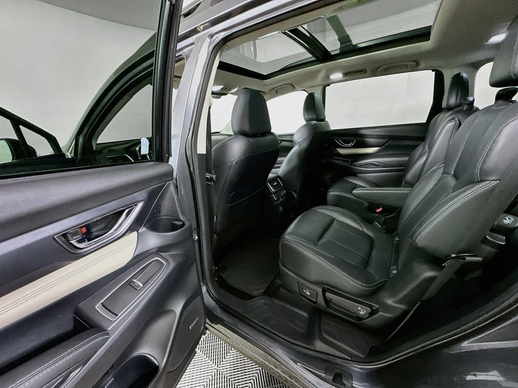 Used 2021 Subaru Ascent Limited w/ Technology Package AWD/4WD image 17
