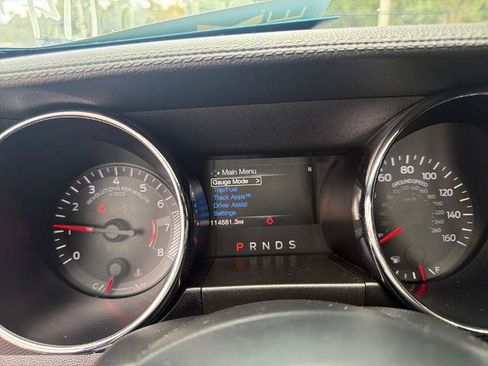 Certified 2017 Ford Mustang Coupe RWD image 21