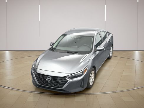 Used 2025 Nissan Sentra S FWD image 27