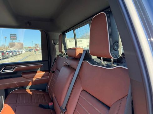 New 2026 GMC Sierra 2500 Denali Ultimate w/ Max Trailering Package image 6