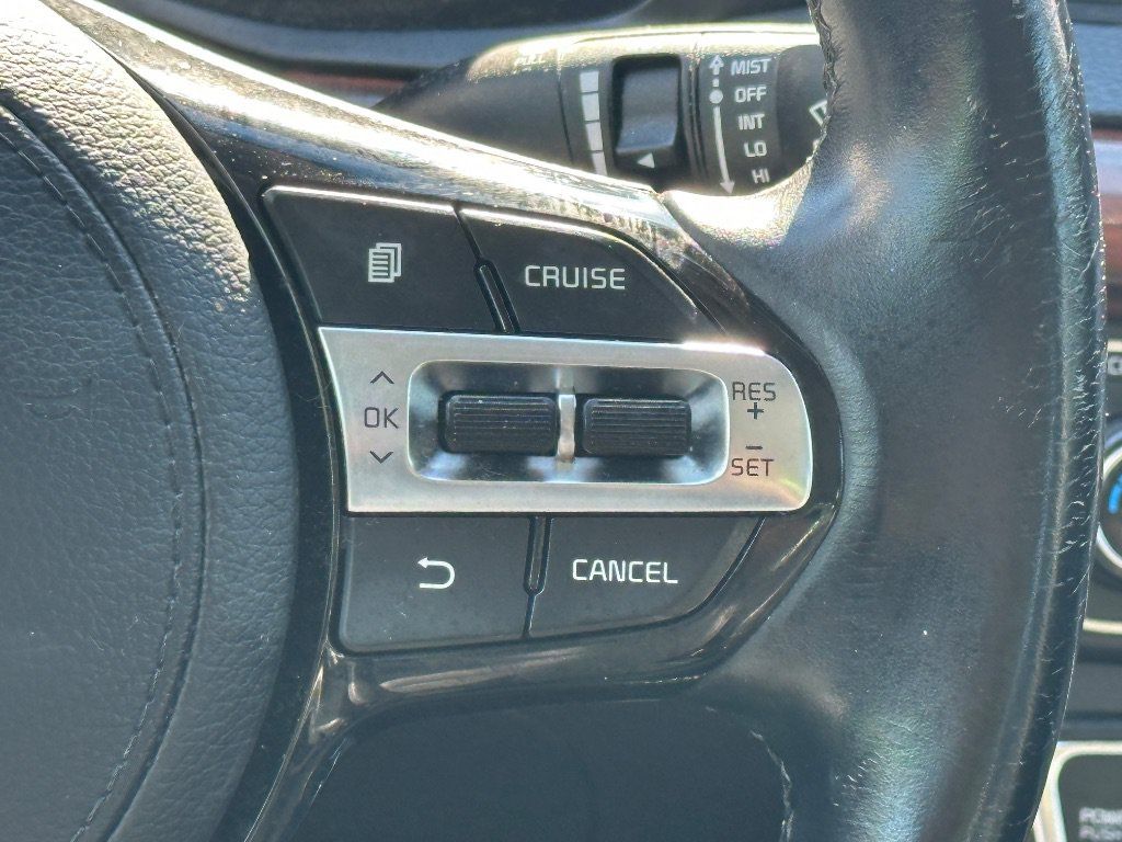 Used 2019 Kia Cadenza Premium FWD image 26
