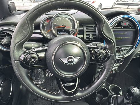Used 2015 MINI Cooper 2-Door Hardtop FWD image 17