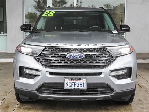 Used 2023 Ford Explorer XLT w/ Equipment Group 202A image 2