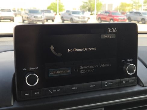 Used 2025 Honda Pilot Sport image 29