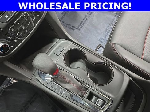 Used 2022 Chevrolet Equinox RS w/ RS Leather Package image 24