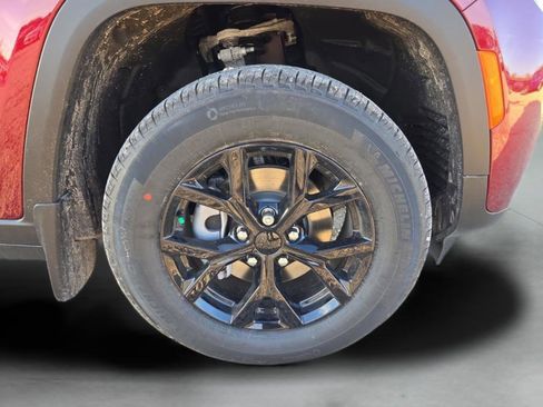 New 2026 Jeep Grand Cherokee Altitude AWD/4WD image 33