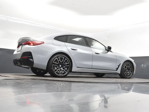 Used 2026 BMW 430i w/ M Sport Package RWD image 42