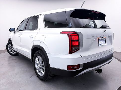 Used 2022 Hyundai Palisade SE w/ Cargo Package FWD image 2