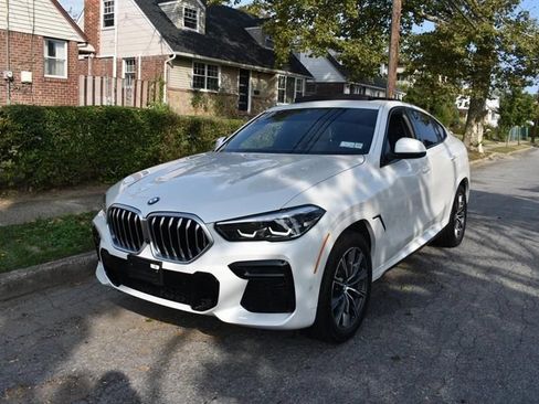 Used 2026 BMW X6 xDrive40i w/ Climate Comfort Package AWD/4WD image 2