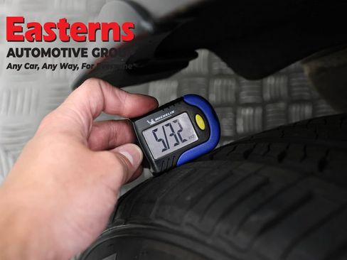 Used 2022 Hyundai Santa Fe Blue AWD/4WD image 28