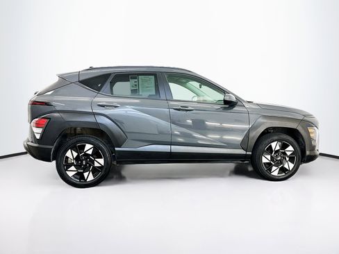 Used 2025 Hyundai Kona SEL image 10