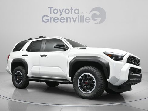 Used 2025 Toyota 4Runner 4WD image 21