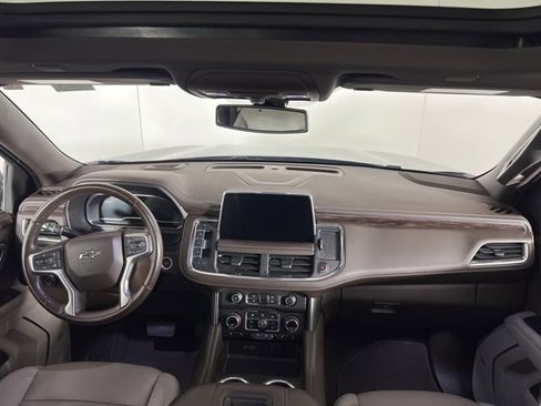 Used 2022 Chevrolet Tahoe Z71 w/ Z71 Off-Road Package image 19