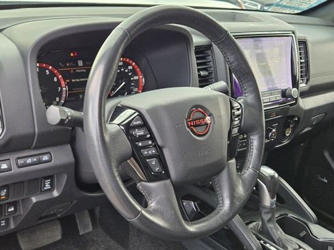 Used 2022 Nissan Frontier PRO-4X w/ Pro-4X Premium Package AWD/4WD image 19