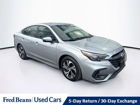 Used 2025 Subaru Legacy Premium image 18