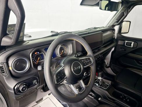 Used 2024 Jeep Wrangler Sahara w/ Technology Group image 9