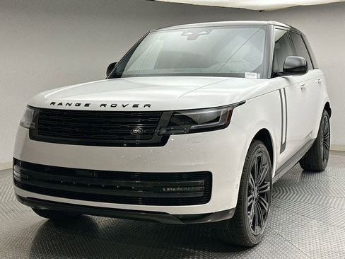 New 2026 Land Rover Range Rover SE image 1