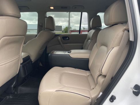 Used 2022 Nissan Armada SL w/ Captain's Chairs Package AWD/4WD image 26