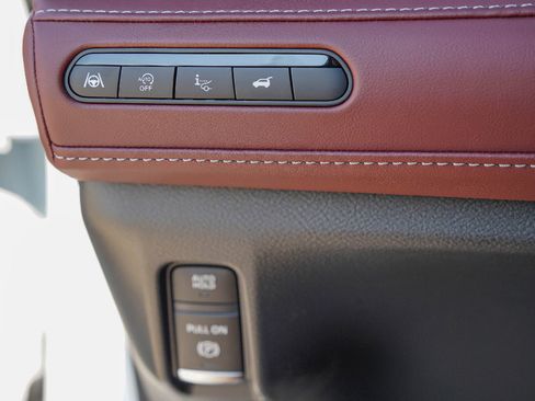 New 2026 INFINITI QX80 Autograph w/ Premium Cargo Package image 18