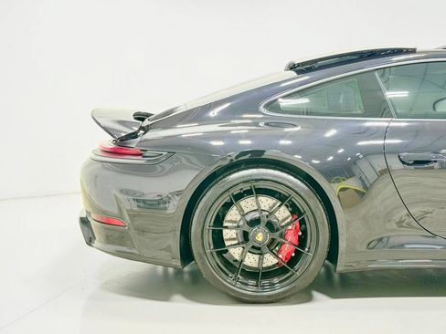 Used 2026 Porsche 911 Carrera GTS w/ Premium Package RWD image 16