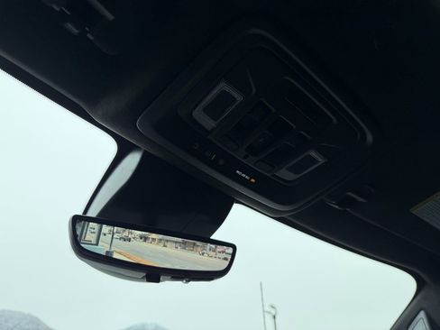 Used 2025 GMC Sierra 2500 AT4X w/ AT4X AEV Edition image 23