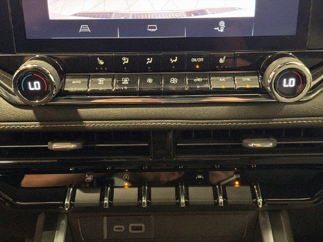 Certified 2023 Chevrolet Colorado LT w/ LT Convenience Package III AWD/4WD image 15