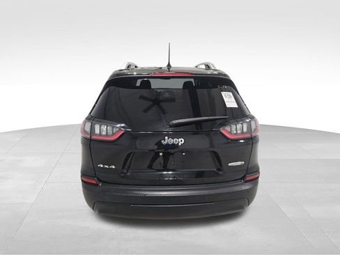 Used 2020 Jeep Cherokee Latitude Plus w/ Cold Weather Group AWD/4WD image 3