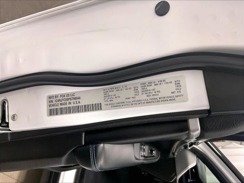 Used 2023 Jeep Grand Cherokee Trailhawk w/ Advanced Protech Group II image 35