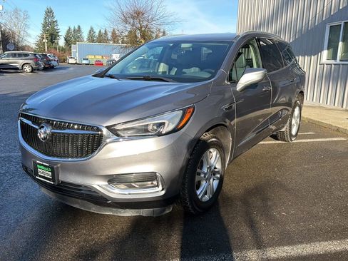Used 2019 Buick Enclave Essence image 7