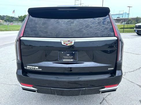 Certified 2023 Cadillac Escalade ESV Premium Luxury AWD/4WD image 13