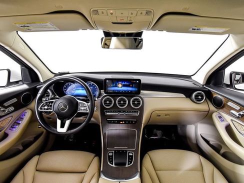 Certified 2022 Mercedes-Benz GLC 300 4MATIC w/ Premium Package Lite image 3