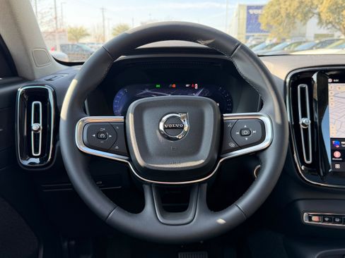 New 2026 Volvo XC40 B5 Ultra w/ Climate Package image 14