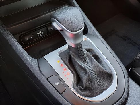 Used 2024 Kia Forte LXS image 14