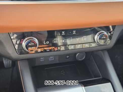 Used 2022 Mitsubishi Outlander SEL AWD/4WD image 23